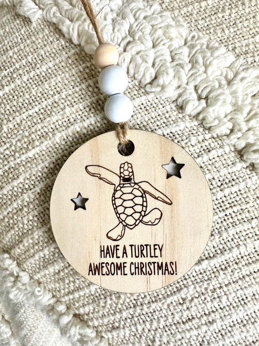 Wooden Christmas Decoration - Baby Turtle Hatchling